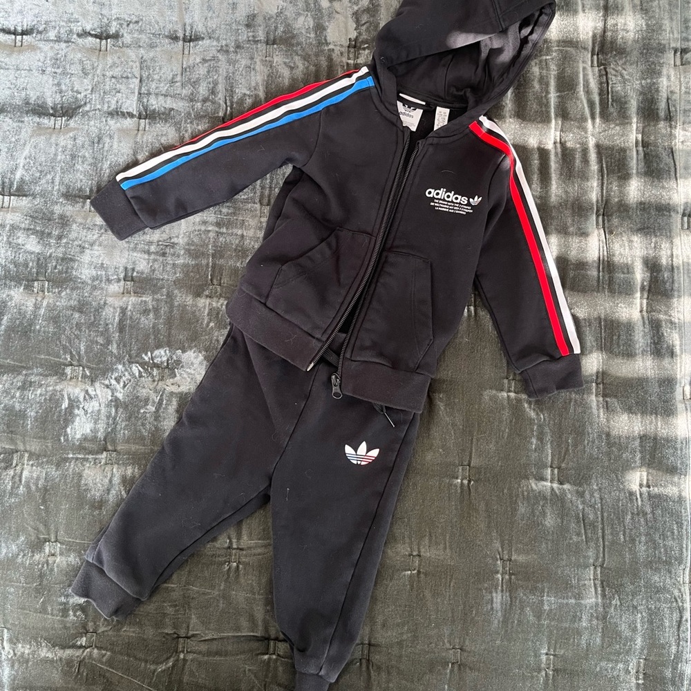 Adidas Tracksuit 9-12m